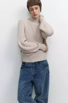 Свитер крупной фактурной вязки