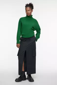 Свитер SWEATER свободный с боковыми разрезами