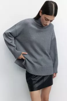 Свитер SWEATER свободный с боковыми разрезами