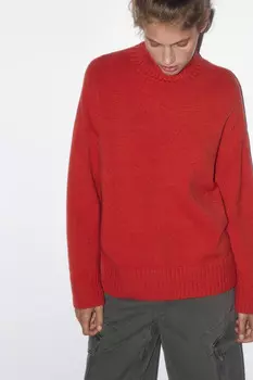 Свитер свободный с боковыми разрезами