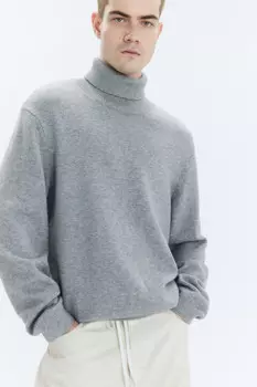 Свитер-водолазка тонкой вязки с воротником