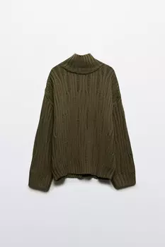 Свитер вязаный с узором