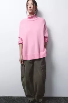 Свитер вязаный свободный с воротником