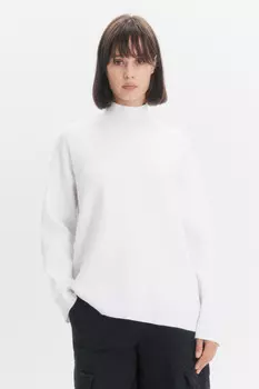 Свитер вязаный вискозный с воротником-стойкой