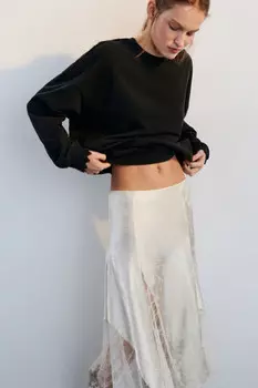 Свитшот из футера с кружевом