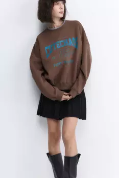 Свитшот утепленный с принтом