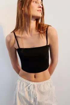 Топ-бандо на тонких бретельках