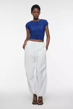 Топ-футболка объемный блестящий из эластичной ткани