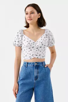 Топ укороченный с вырезом-сердечком