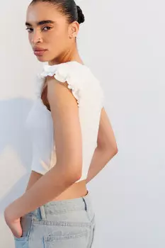 Топ в рубчик с рукавами-крылышками