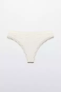 Трусы-стринги в рубчик с кружевом