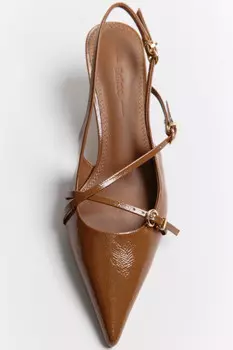 Туфли-слингбэки с ремешками и пряжками