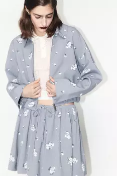 Жакет-бомбер на молнии укороченный с цветами