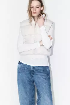 Жилет стеганый укороченный на утеплителе