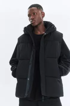 Жилет стеганый утепленный с капюшоном