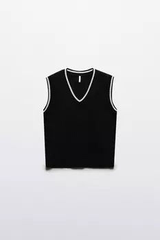 Жилет вязаный с контрастной окантовкой