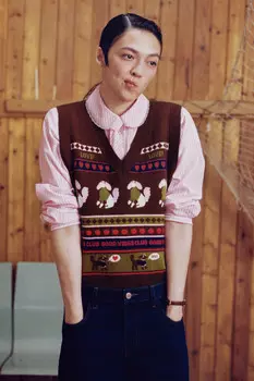 Жилет вязаный с рисунком