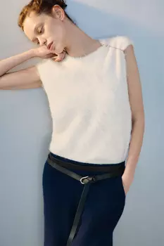 Жилет вязаный с шерстью