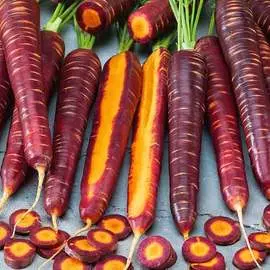 Морковь Чаровница шоколадная