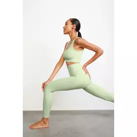 Легинсы с высокой посадкой в мелкий рубчик