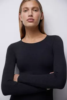 Лонгслив с фигурной анатомической вязкой belle you