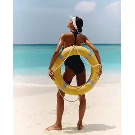 Сплошной купальник с запахом