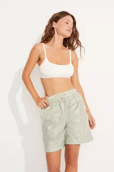 Свободные шорты