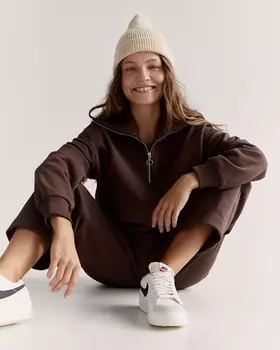 Толстовка с воротником на молнии