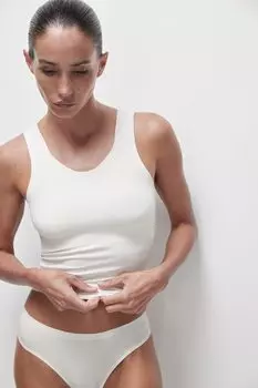 Майка с формованными чашками Invisible belle you