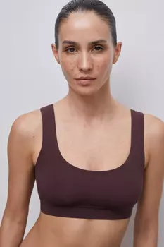 Топ на широких бретелях