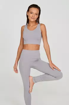 Топ на широких бретелях силуэт