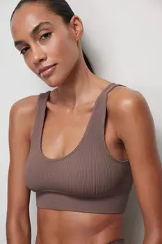 Топ на широких бретелях в рубчик belle you