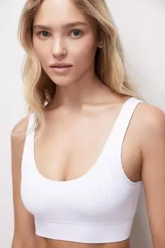 Топ на широких бретелях в рубчик belle you
