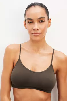 Топ на тонких бретелях