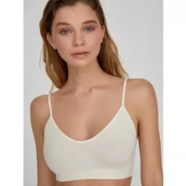 Топ на тонких бретелях