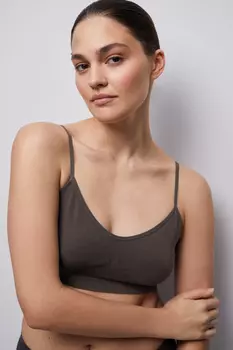 Топ на тонких бретелях Бамбук