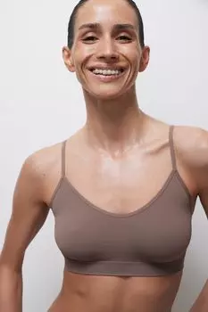 Топ на тонких бретелях Base