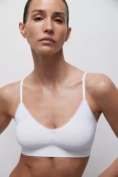 Топ на тонких бретелях с V-образным вырезом Eclat