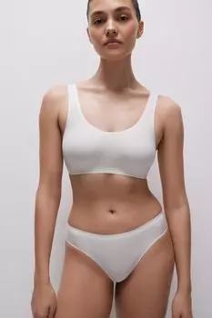 Топ с лазерным кроем с чашками Invisible (пломбир)