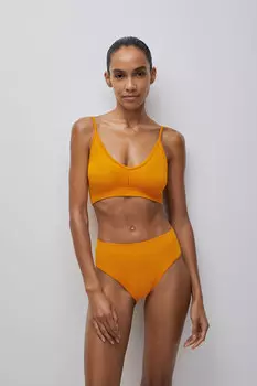 Топ с V-образным вырезом в тонкий рубчик belle you