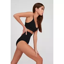 Трусы с высокой посадкой с коррекцией