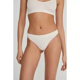 Трусы-стринг с низкой посадкой