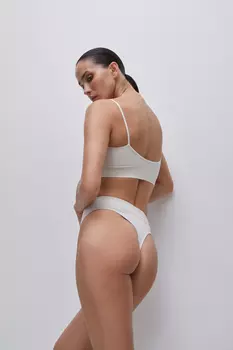 Трусы-стринг с высокой посадкой