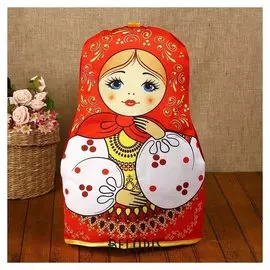 Грелка на чайник «Матрёшка», красный платок