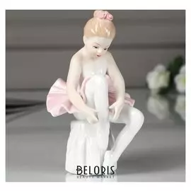 Сувенир керамика "Малышка-балерина в пачке с розовой юбкой на пуфике" 13х8х8,5 см