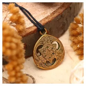 Амулет "Кельтский трискель" (Способствует установлению органической связи с природой), длина 68см