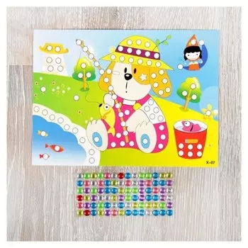 Аппликация круглыми стразами «Собака - рыбак»