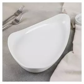 Блюдо треугольное 31 см