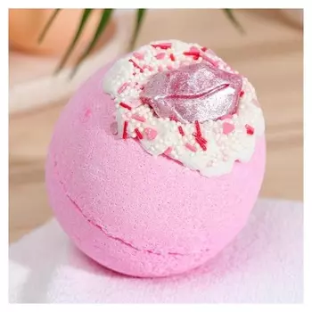 Бомбочка для ванн «Поцелуй меня»