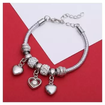 Браслет "Марджери" на нити сердце